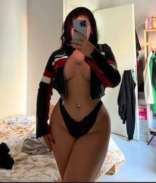 Taksim Escort Bayan Nur İle Gecenizi Özel Kılın