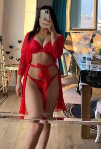 Taksim Escort Ahu İle Geçireceğiniz Sıcak Ve Samimi Saatler